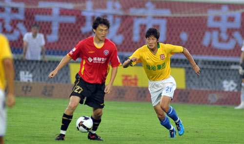 罗伊斯重返多特主场，俱乐部官方社媒发文欢迎（多特官方社媒发文欢迎罗伊斯重返主场）