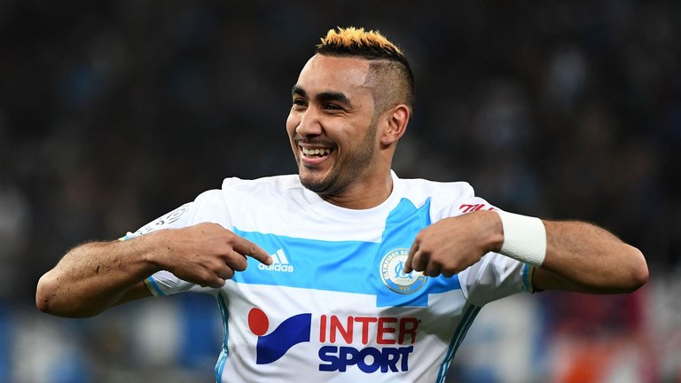 巴媒：米兰已表达对乌戈-索萨的兴趣，科林蒂安正在等待报价（巴媒：米兰有意乌戈-索萨，科林蒂安静候报价）