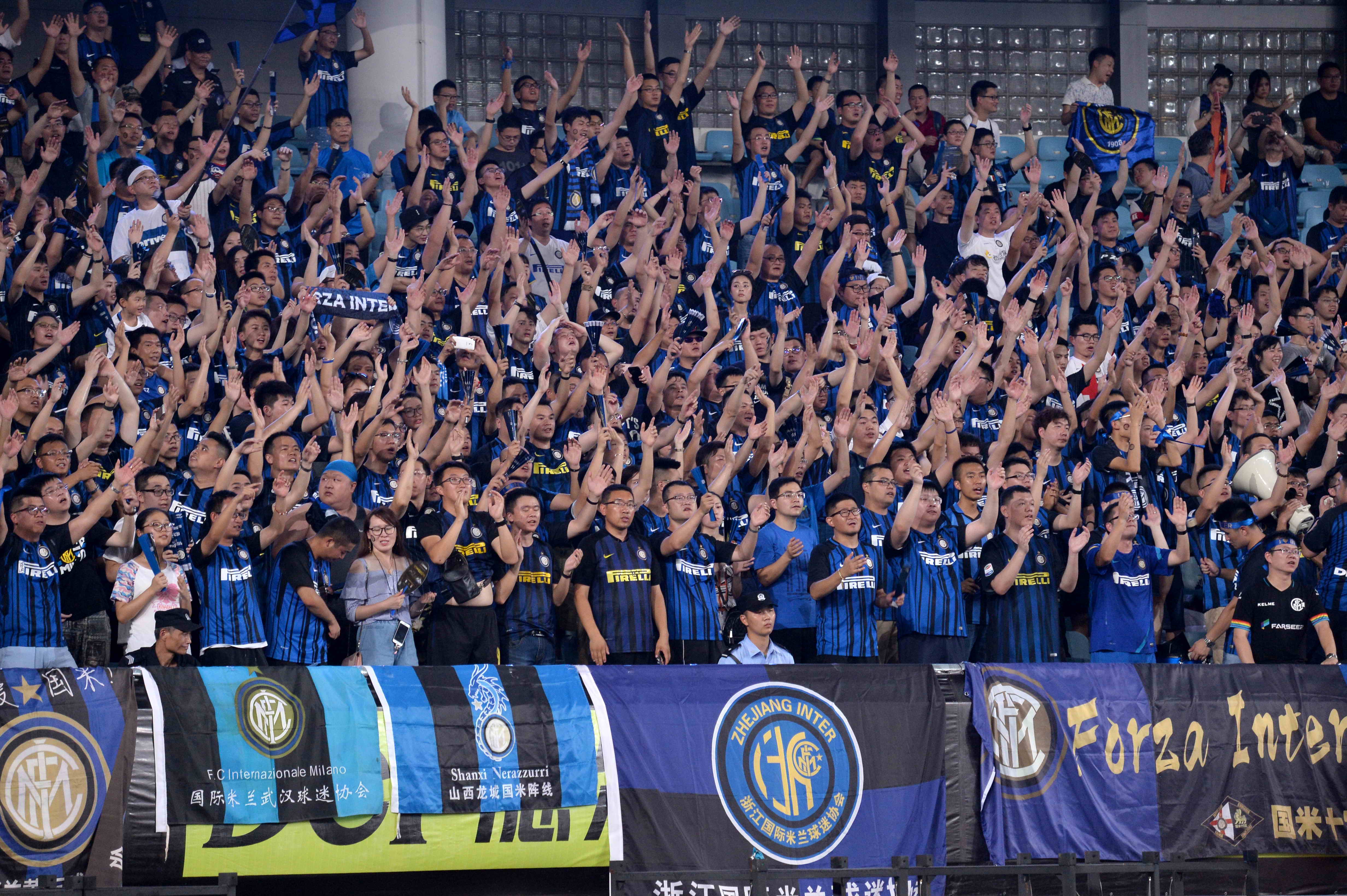 友谊赛半场：米德、斯坦韦均双响，中国女足0-5英格兰女足