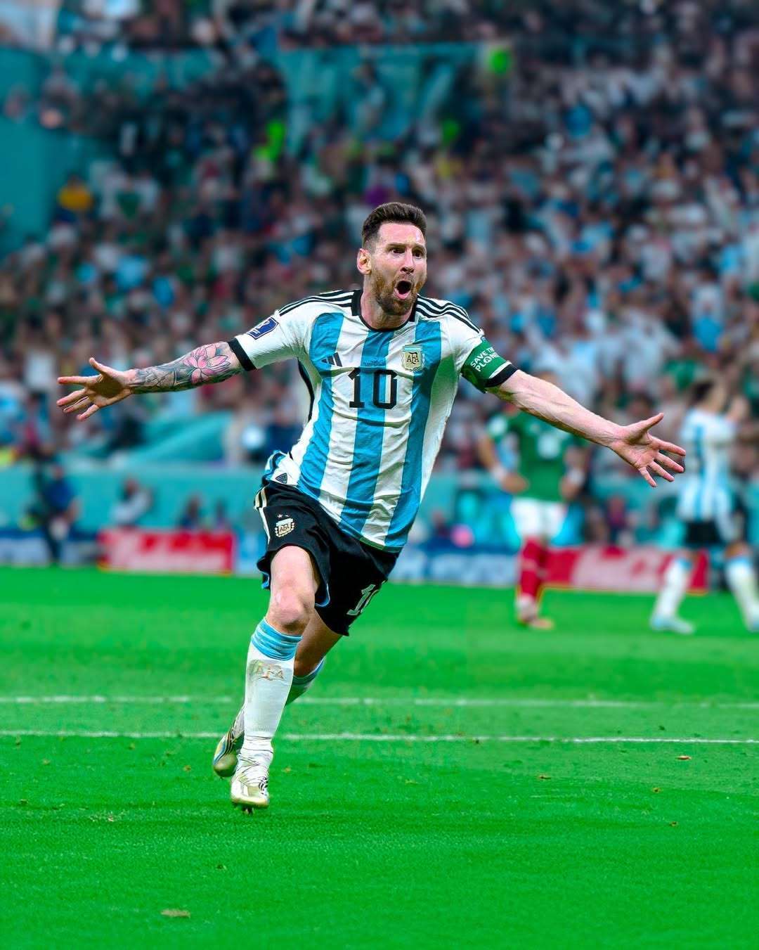 波媒：佛罗伦萨有意斯佩齐亚的波兰国脚维希涅夫斯基（波兰媒体称佛罗伦萨欲引进斯佩齐亚波兰国脚维希涅夫斯基）