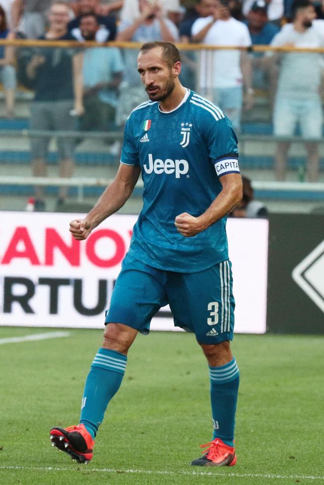 弗拉门戈获解放者杯后连发两图讽帕尔梅拉斯：没人能欠债不还（夺冠后弗拉门戈连晒两图内涵帕尔梅拉斯：欠债迟早要还）