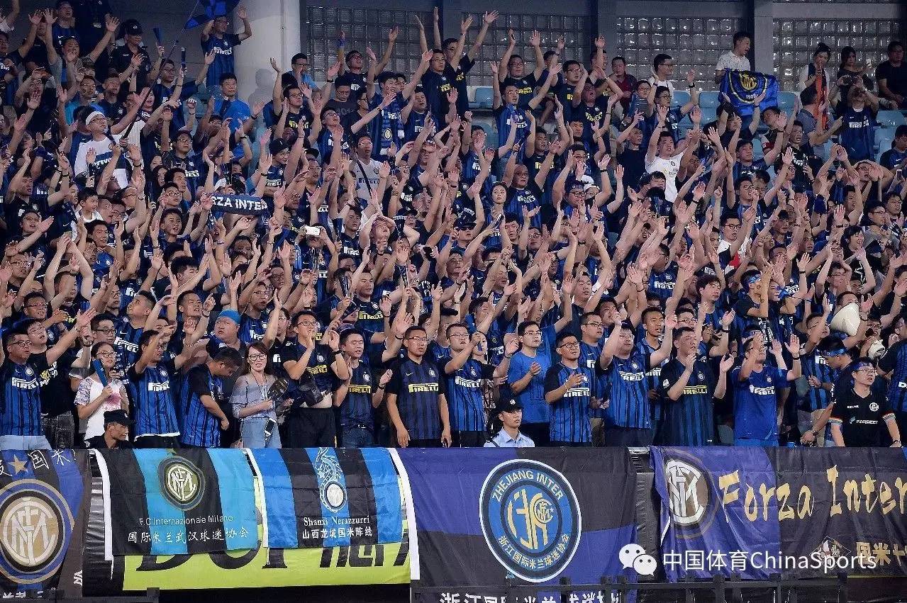 斯基拉：吉乌曾接近外租比萨，但切尔西希望让球员留在英超（斯基拉：吉乌一度接近租借加盟比萨，切尔西更倾向将其留在英超）