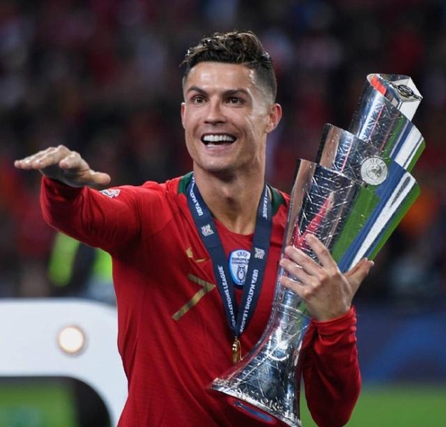 曼城过往6战多特仅1负，两队近4次交手曼城3胜1平（曼城近6战多特仅败1场，近4次交锋取得3胜1平）