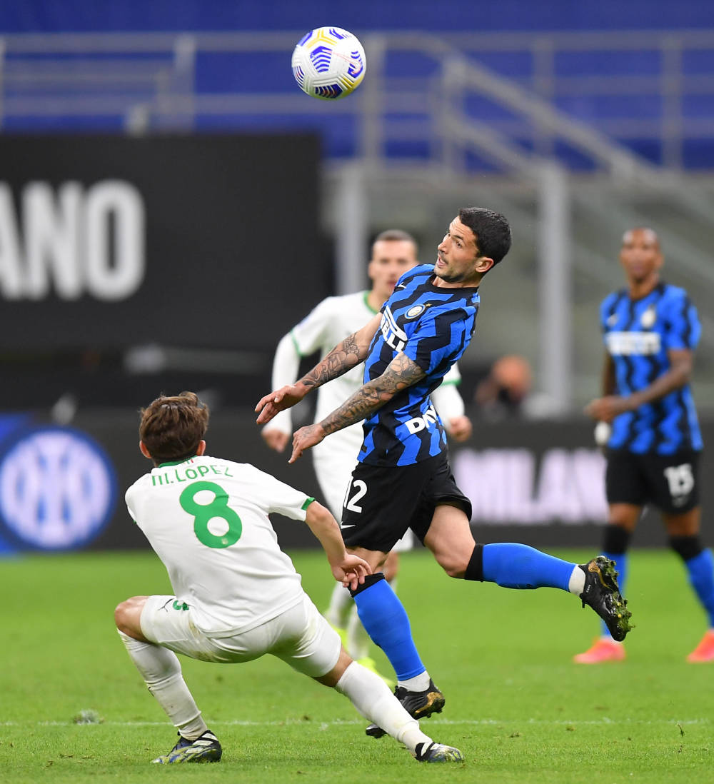 重庆铜梁龙总经理：明年中超主场有几个不同的选择，暂未确定（重庆铜梁龙总经理：明年中超主场有多种备选方案，尚未敲定）