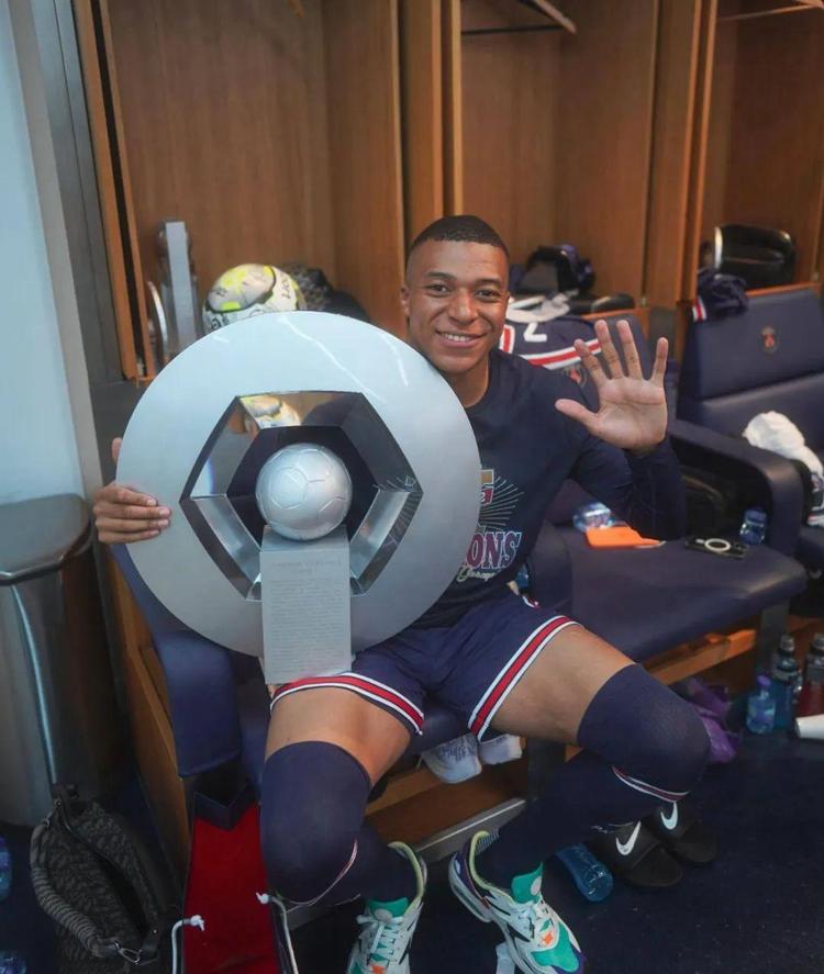 波切蒂诺：我对美国队的目标始终如一，就是要赢得世界杯（波切蒂诺：执教美国队的目标未变——夺得世界杯）