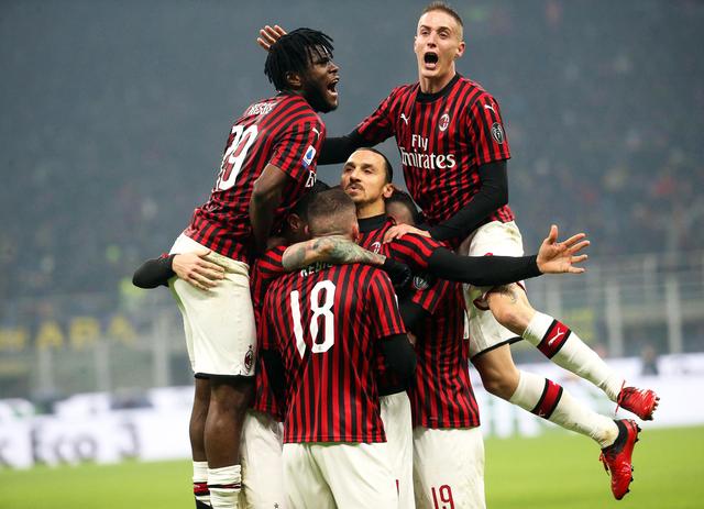 意甲11月最佳球员候选：迈尼昂、劳塔罗、瓦尔迪入选（意甲11月最佳球员提名出炉：迈尼昂、劳塔罗、瓦尔迪在列）